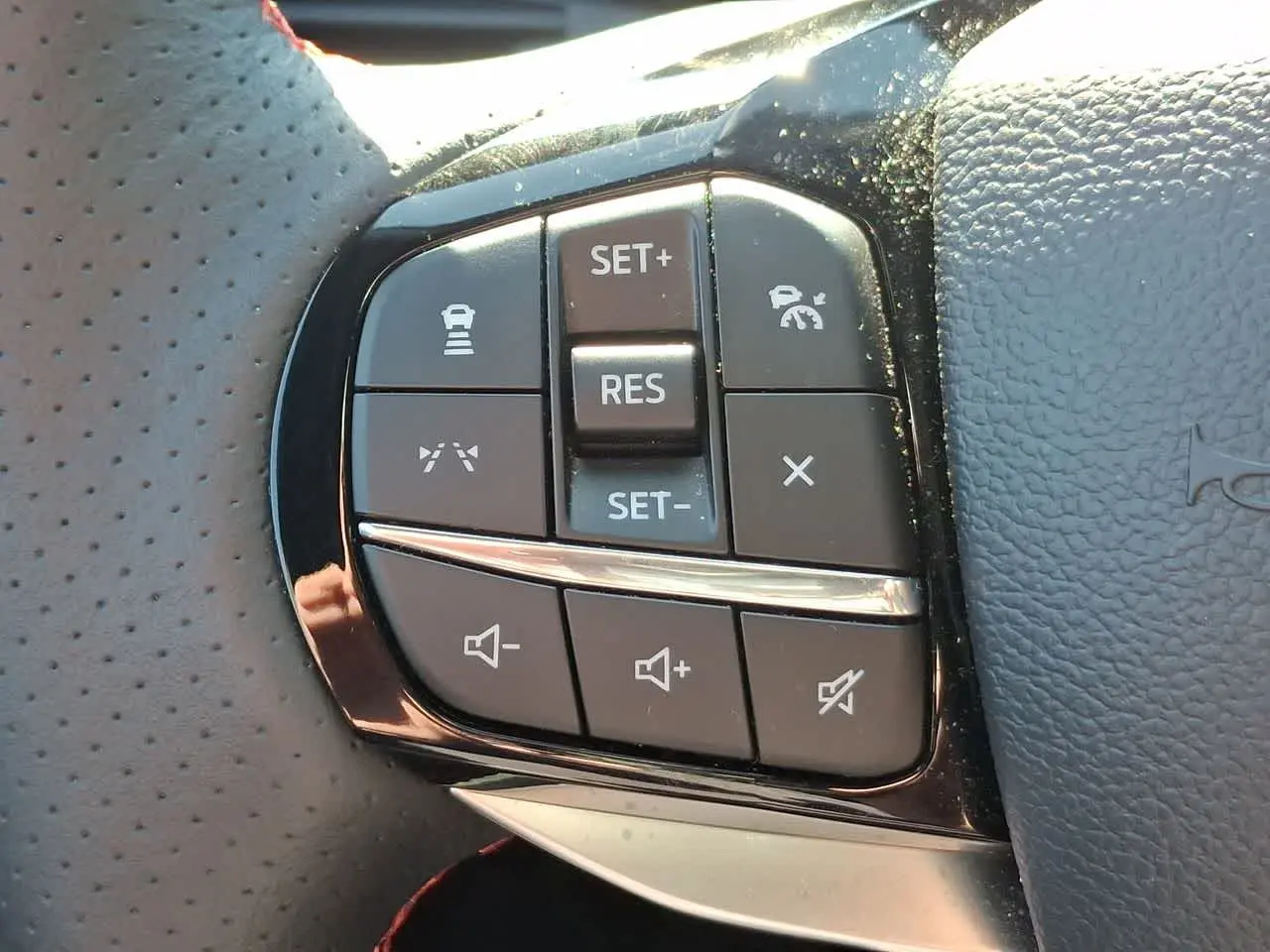 2026 Ford Explorer - $44,587