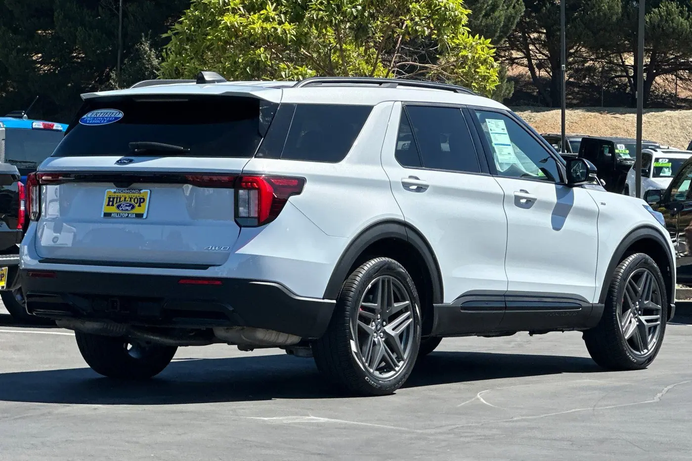 2026 Ford Explorer - $43,906