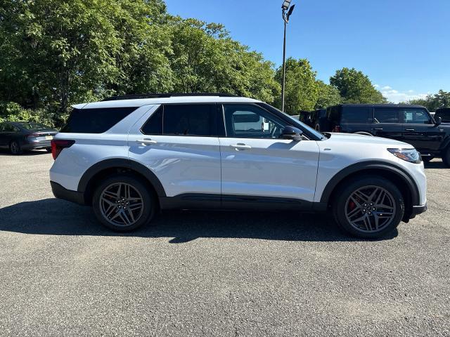 2026 Ford Explorer - $52,695