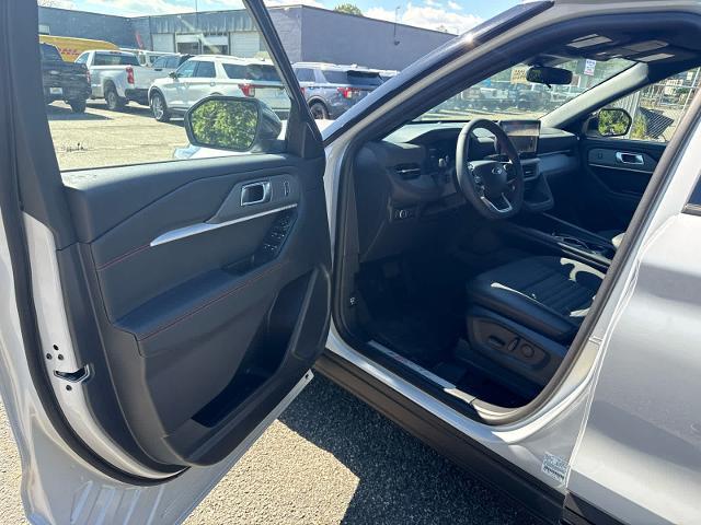 2026 Ford Explorer - $52,695