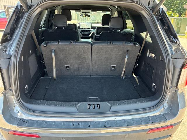 2025 Ford Explorer - $38,995