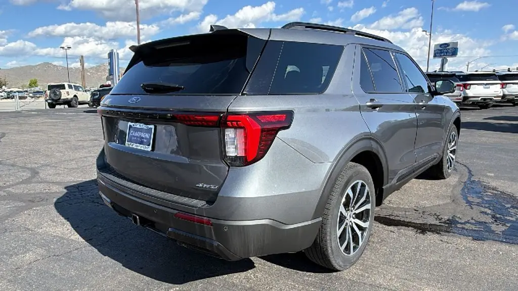 2025 Ford Explorer - $36,869
