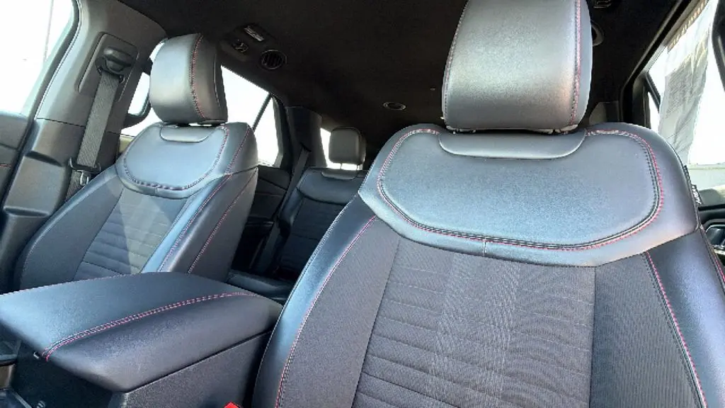 2025 Ford Explorer - $36,869