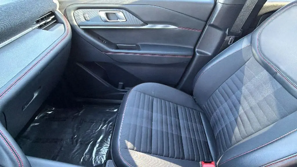 2025 Ford Explorer - $36,869