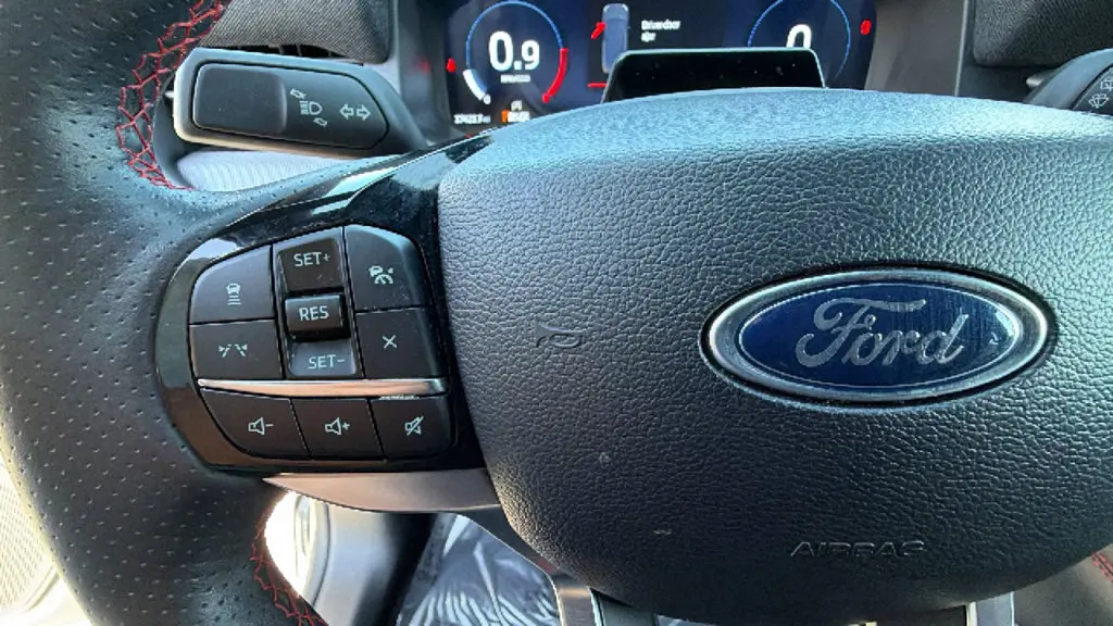 2025 Ford Explorer - $36,869