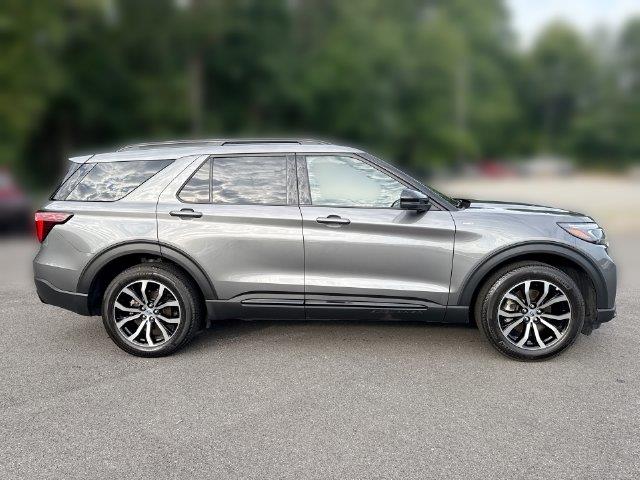 2026 Ford Explorer - $38,846