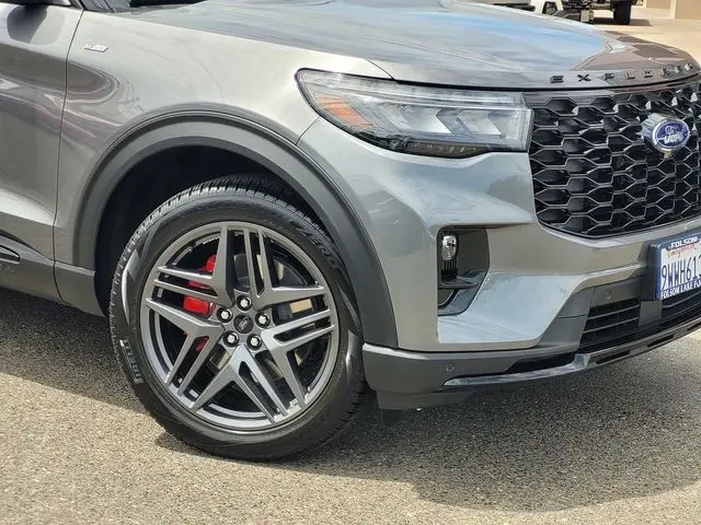 2026 Ford Explorer - $48,035