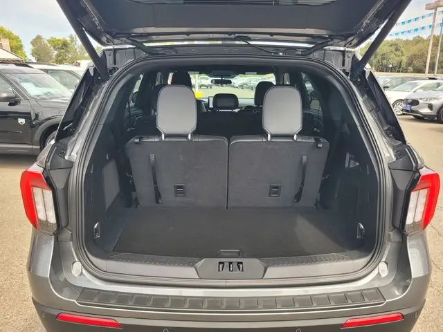 2026 Ford Explorer - $48,035
