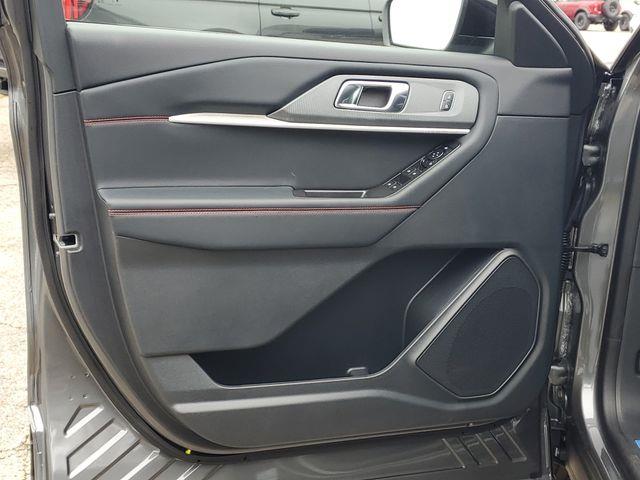 2027 Ford Explorer - $50,710