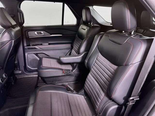2025 Ford Explorer - $36,163