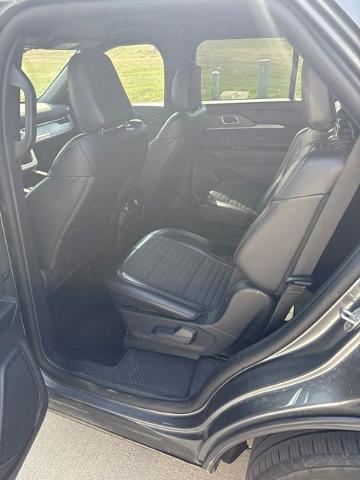 2025 Ford Explorer - $34,495