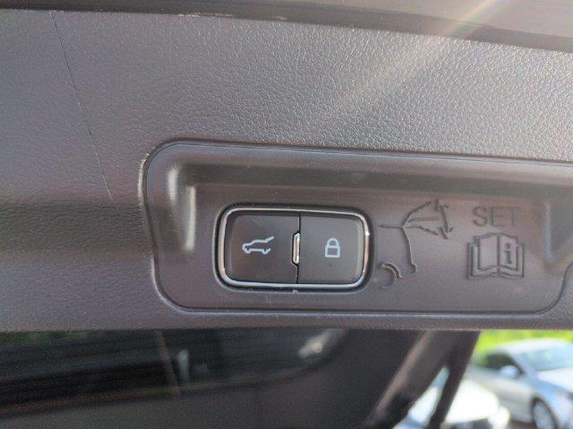 2025 Ford Explorer - $32,304
