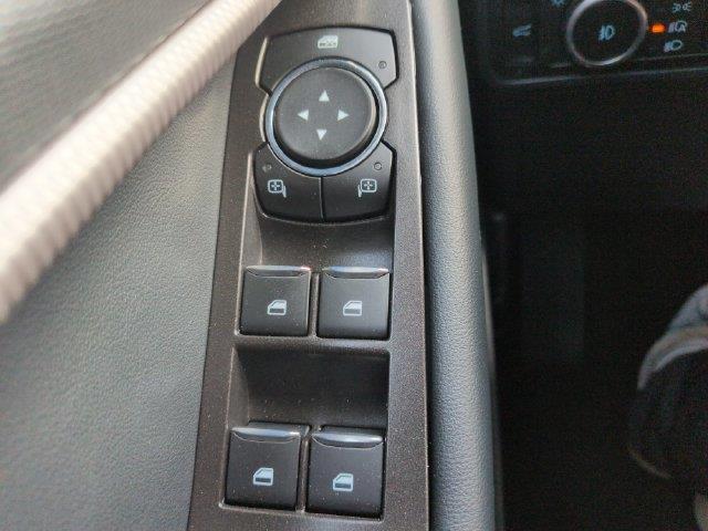 2025 Ford Explorer - $32,304