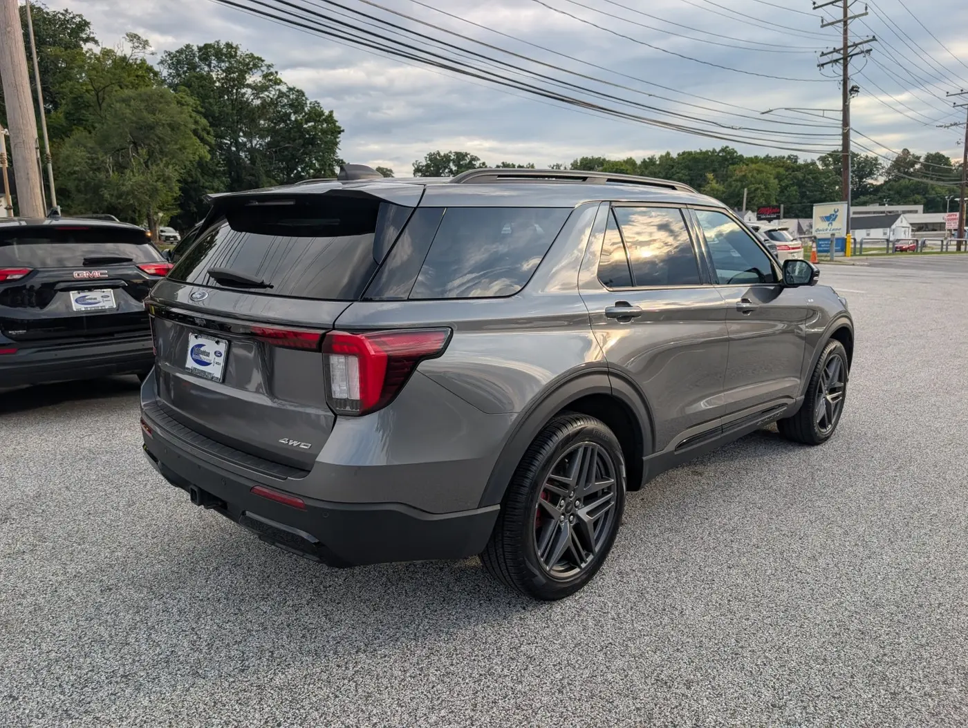 2025 Ford Explorer - $37,000
