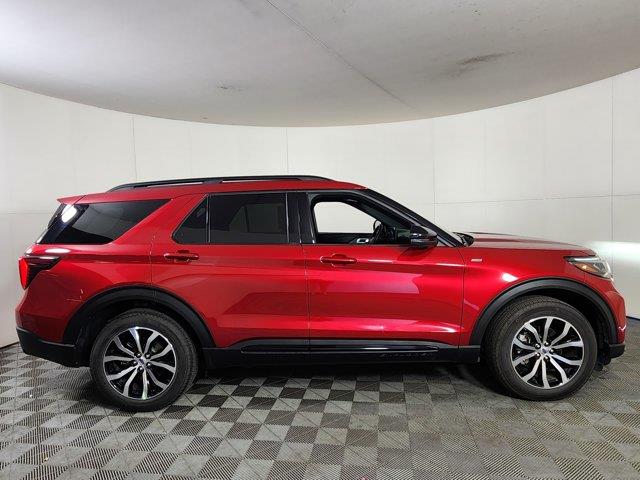 2026 Ford Explorer - $39,015