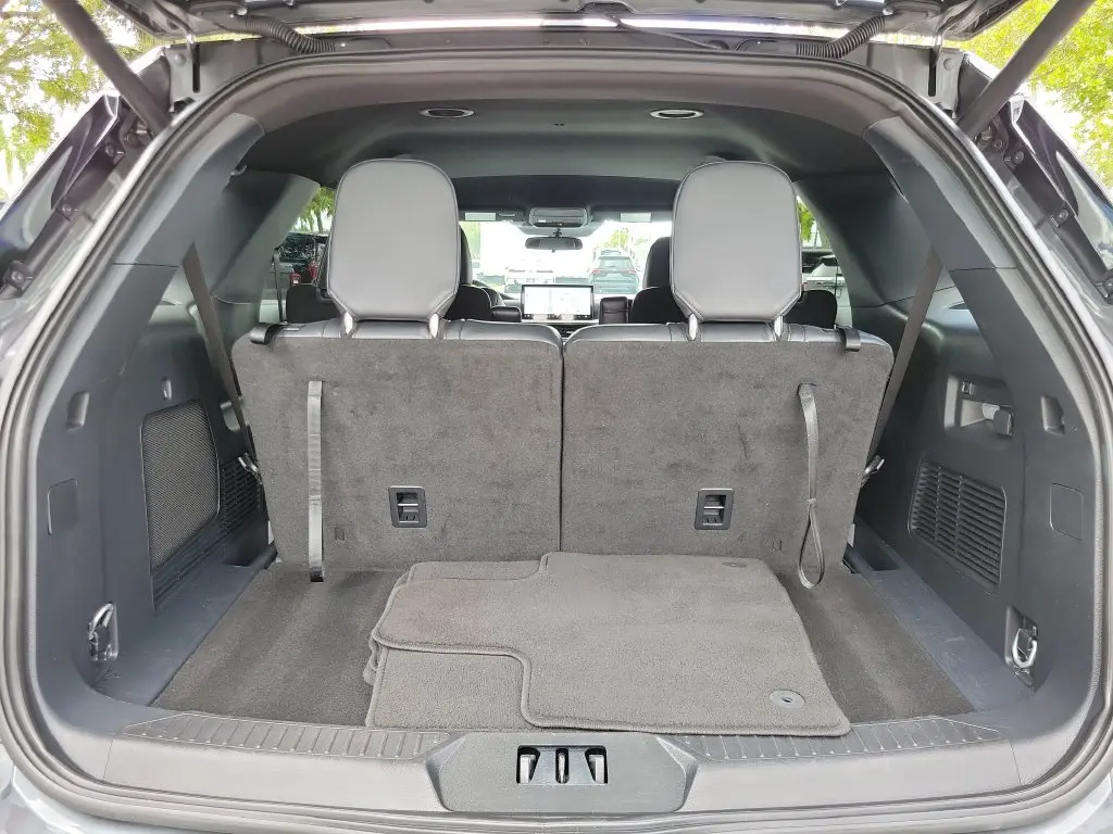 2026 Ford Explorer - $38,590