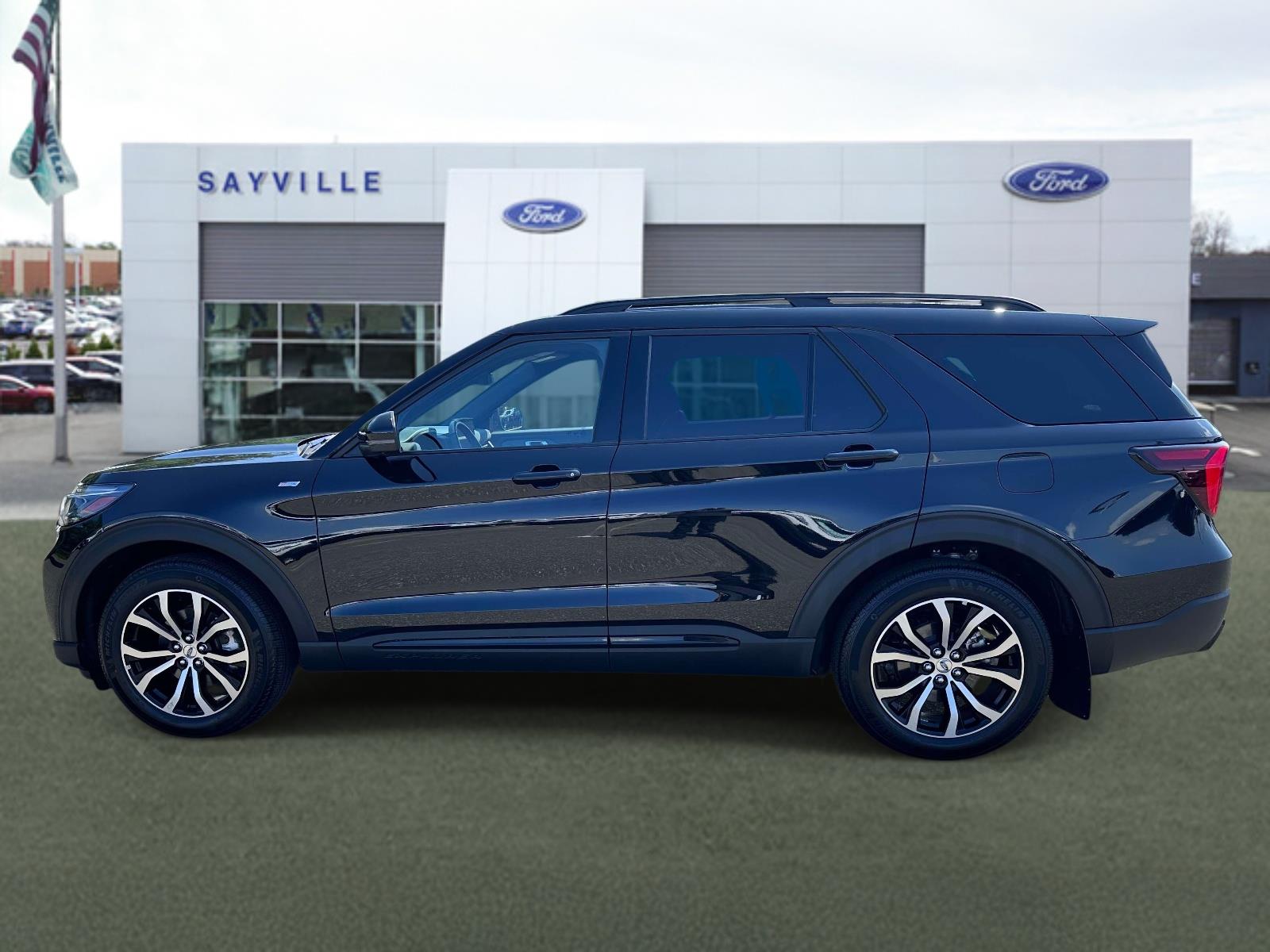 2026 Ford Explorer - $43,989