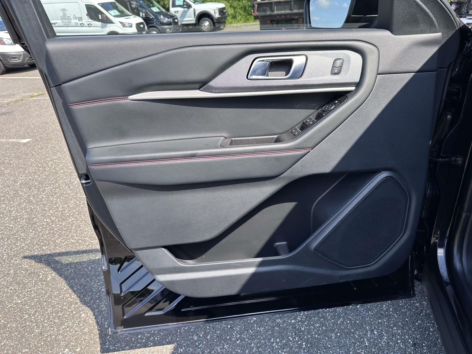 2026 Ford Explorer - $43,989