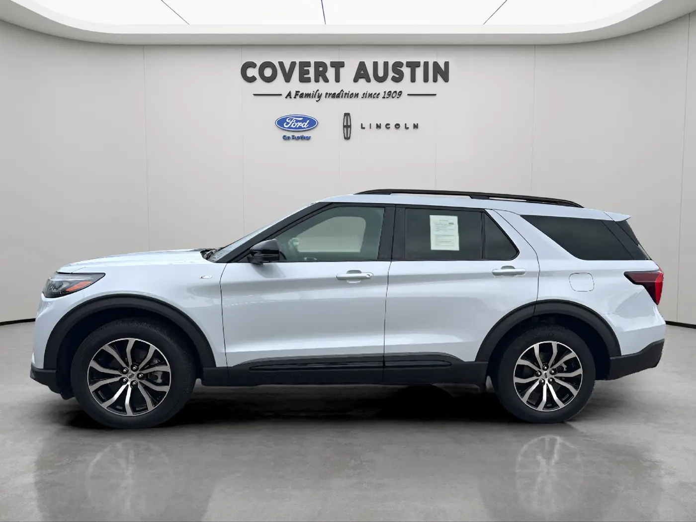 2026 Ford Explorer - $40,608