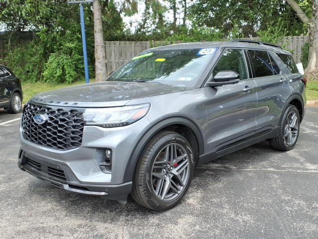 2025 Ford Explorer - $37,500
