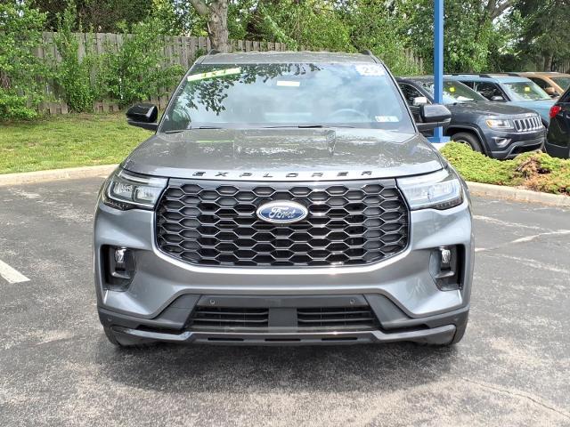 2025 Ford Explorer - $37,500