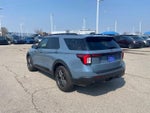 2025 Explorer Thumbnail 4