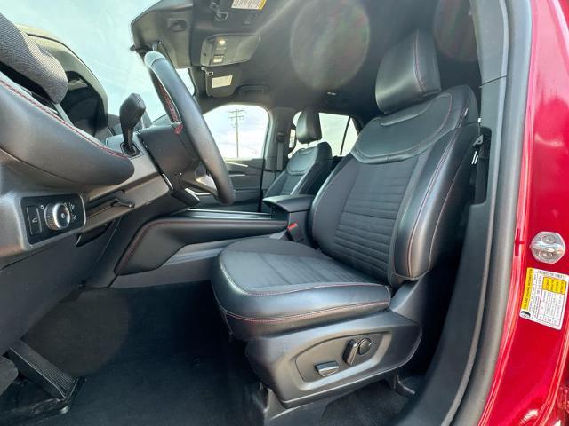2025 Ford Explorer - $34,780
