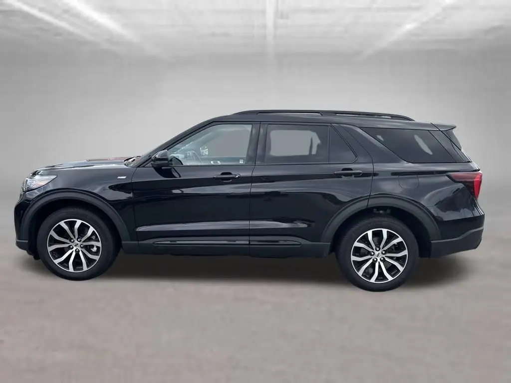 2025 Ford Explorer - $38,849