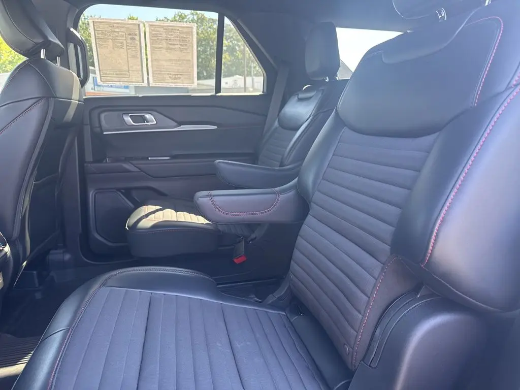 2025 Ford Explorer - $38,849