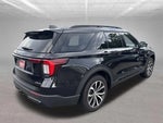 2025 Explorer Thumbnail 24