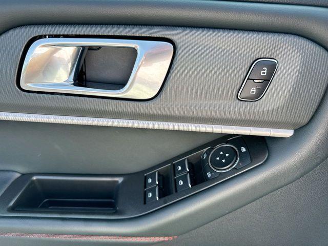 2025 Ford Explorer - $38,629
