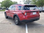 2025 Explorer Thumbnail 4