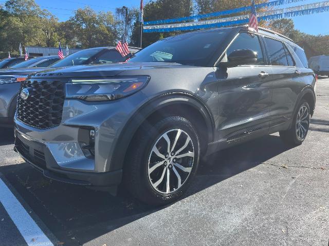 2025 Ford Explorer - $40,995