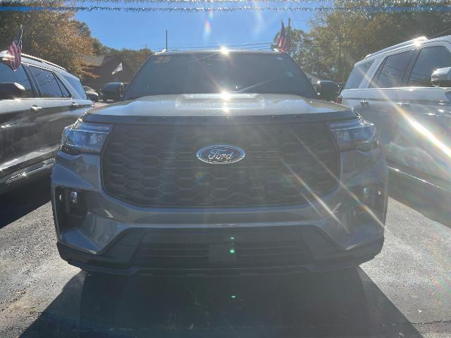 2025 Ford Explorer - $40,995