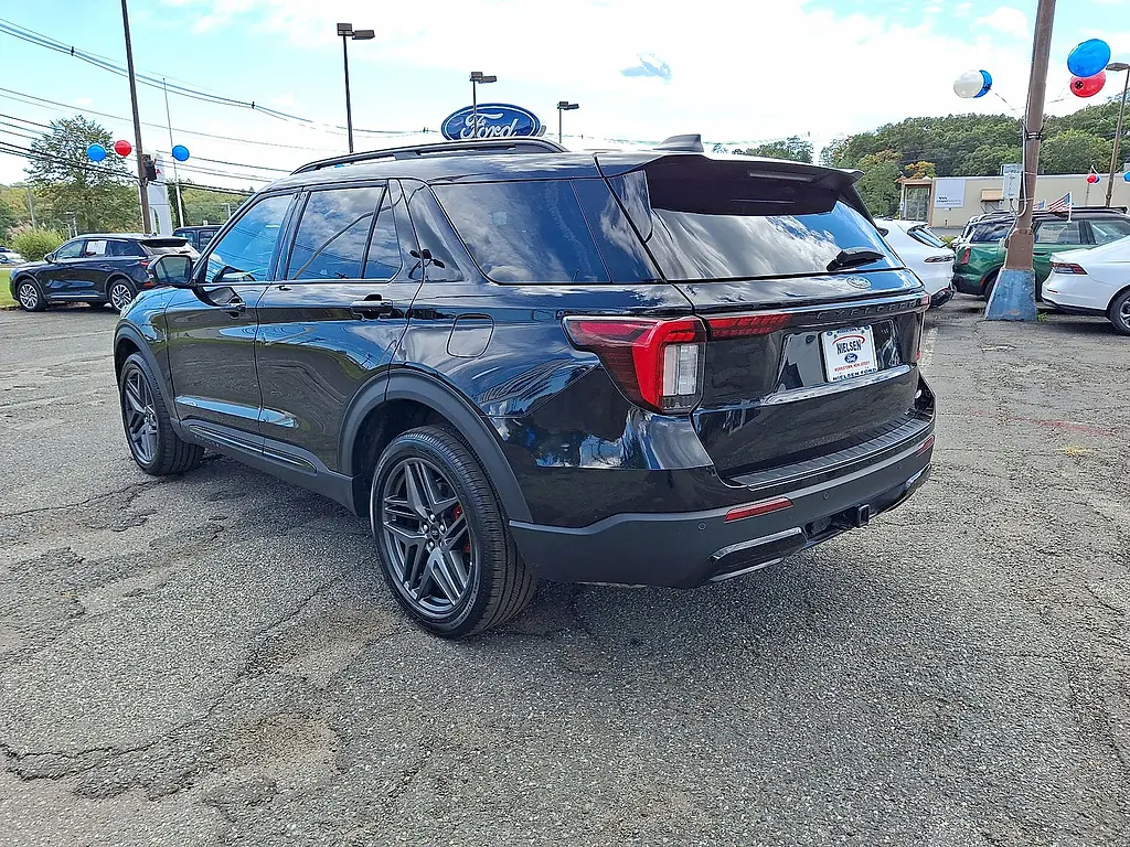 2025 Ford Explorer - $35,136