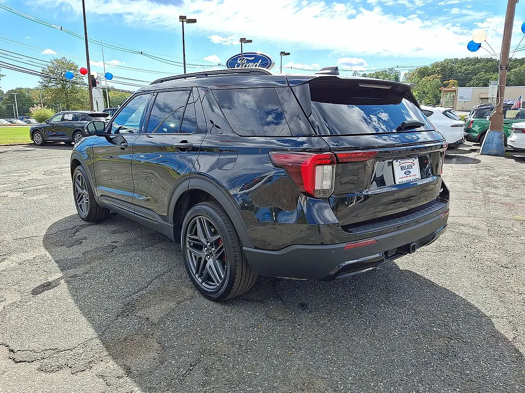 2025 Ford Explorer - $35,136