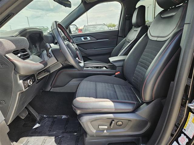2025 Ford Explorer - $38,010
