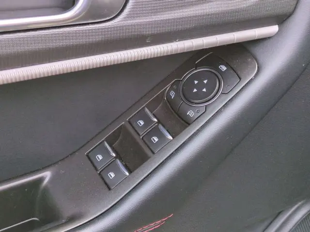 2025 Ford Explorer - $34,999