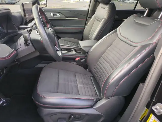 2025 Ford Explorer - $34,999