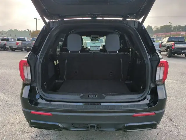 2025 Ford Explorer - $34,999
