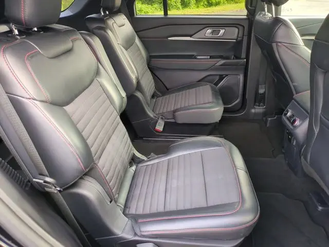 2025 Ford Explorer - $34,999