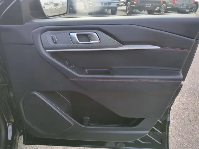 2025 Ford Explorer - $34,999