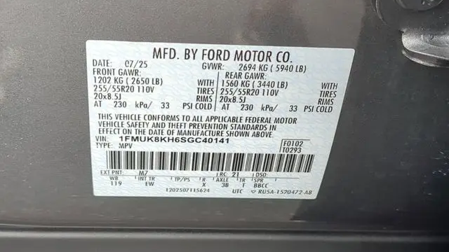 2025 Ford Explorer ST-Line
