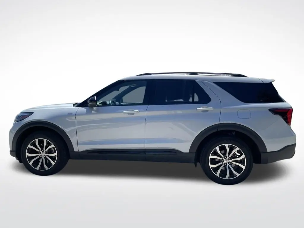 2026 Ford Explorer - $37,997