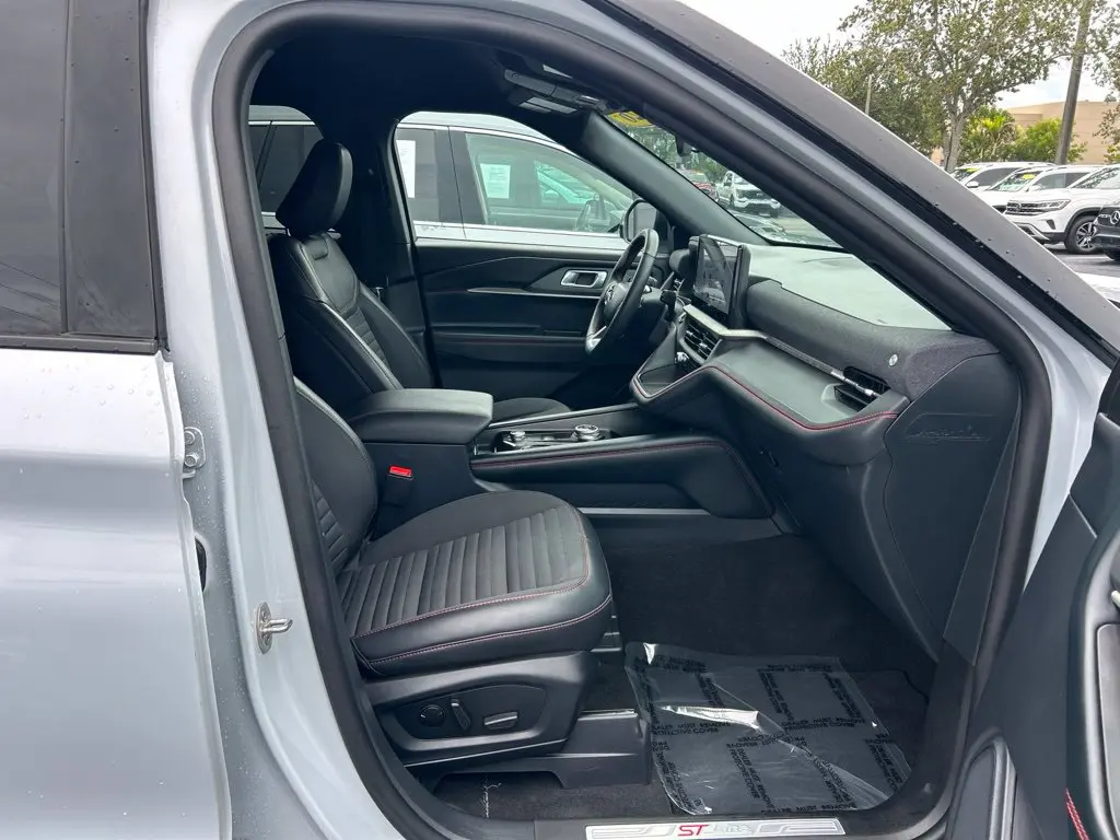 2026 Ford Explorer - $36,997