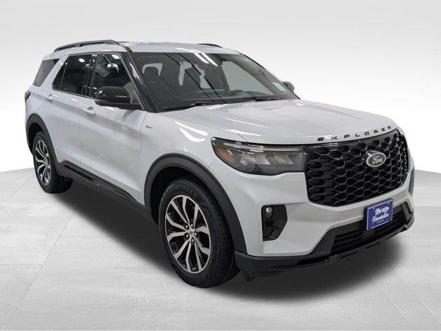 2026 Ford Explorer - $43,982