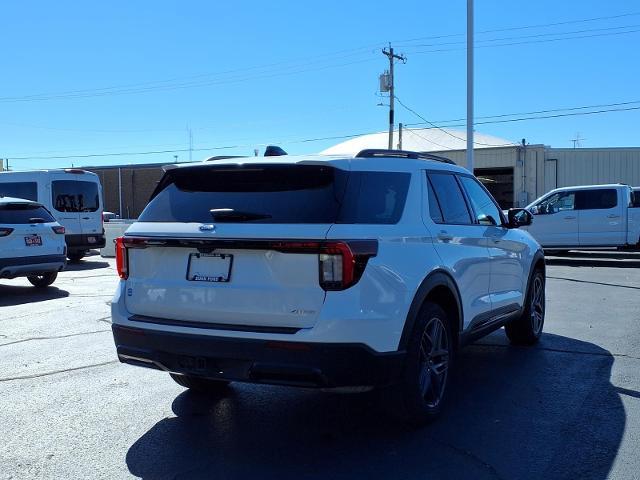 2025 Ford Explorer - $38,500