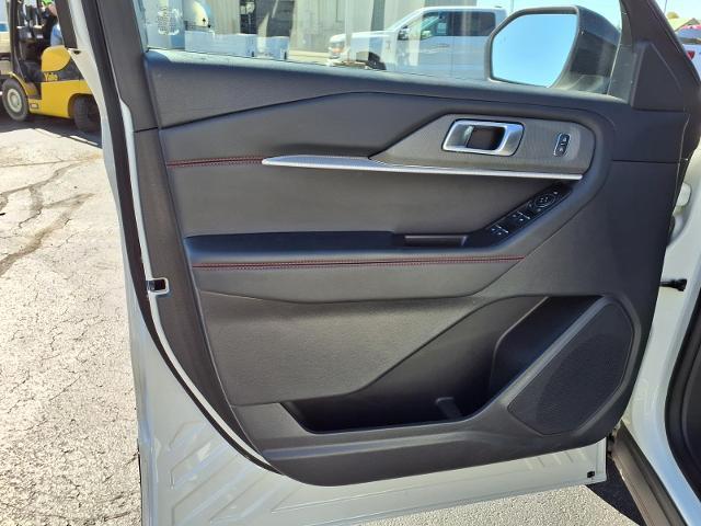 2025 Ford Explorer - $38,500