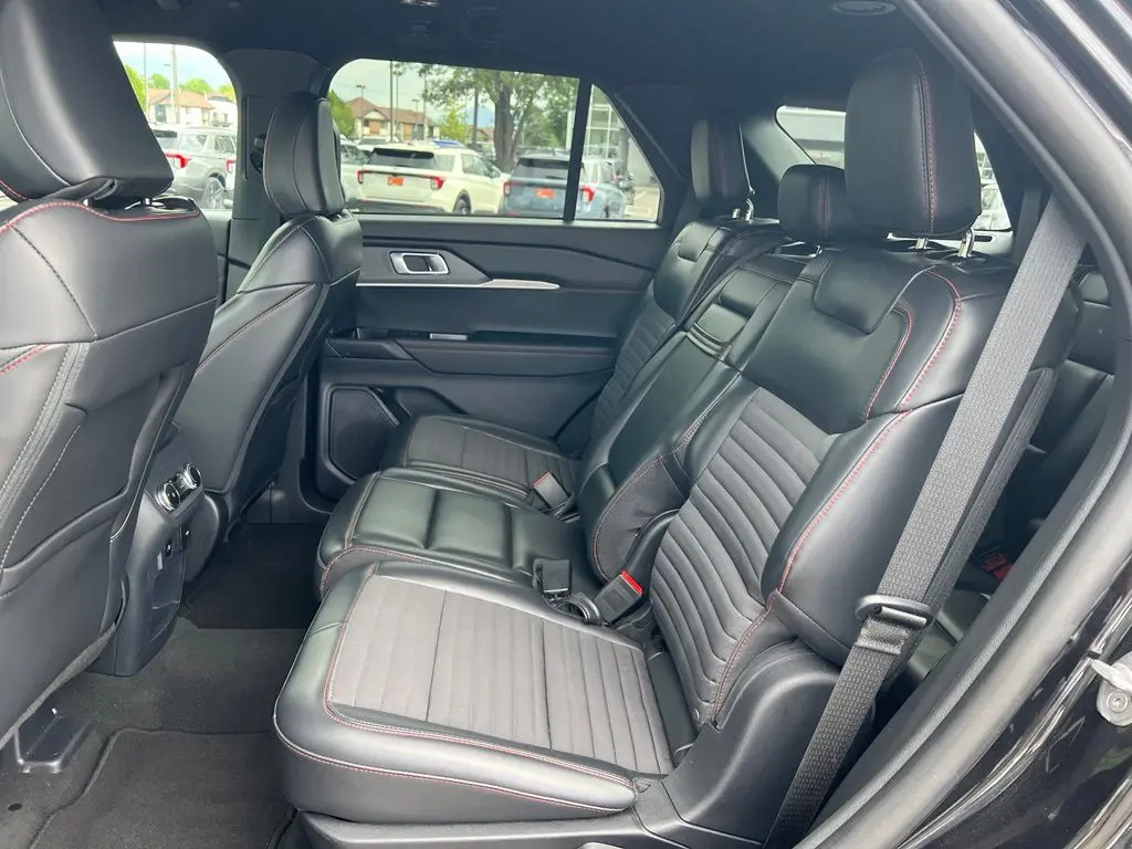 2025 Ford Explorer - $36,900