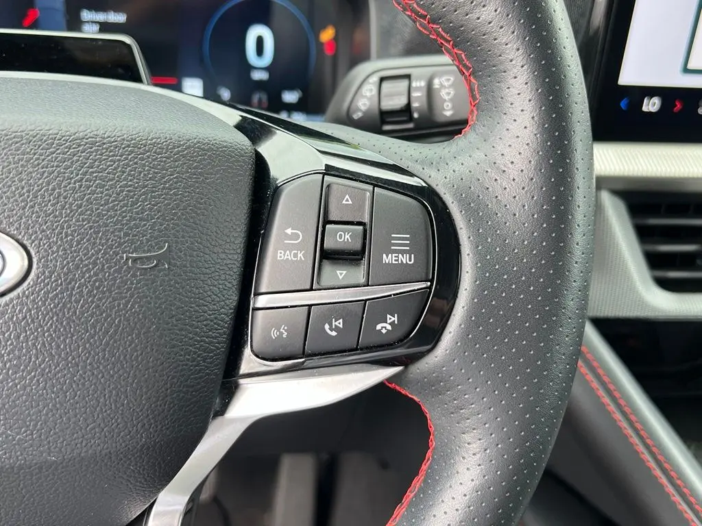 2025 Ford Explorer - $36,900